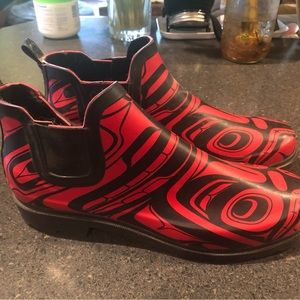 Indigenous design rubber ankle boots